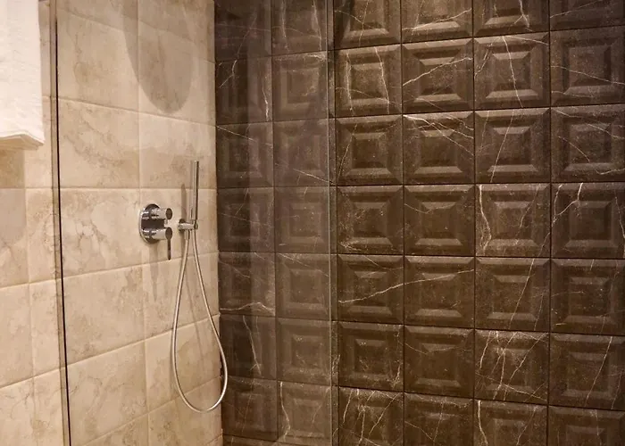 Hortus 4* تيرانا